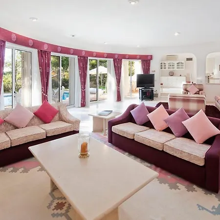 Sleeps 11 Pool Air Con Wifi * Quinta do Lago